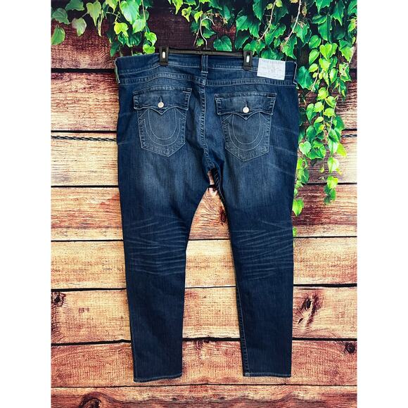 True Religion Rocco Relaxed Fit Straight Leg Dark Wash Denim Jeans Men's 46 - Picture 6 of 9